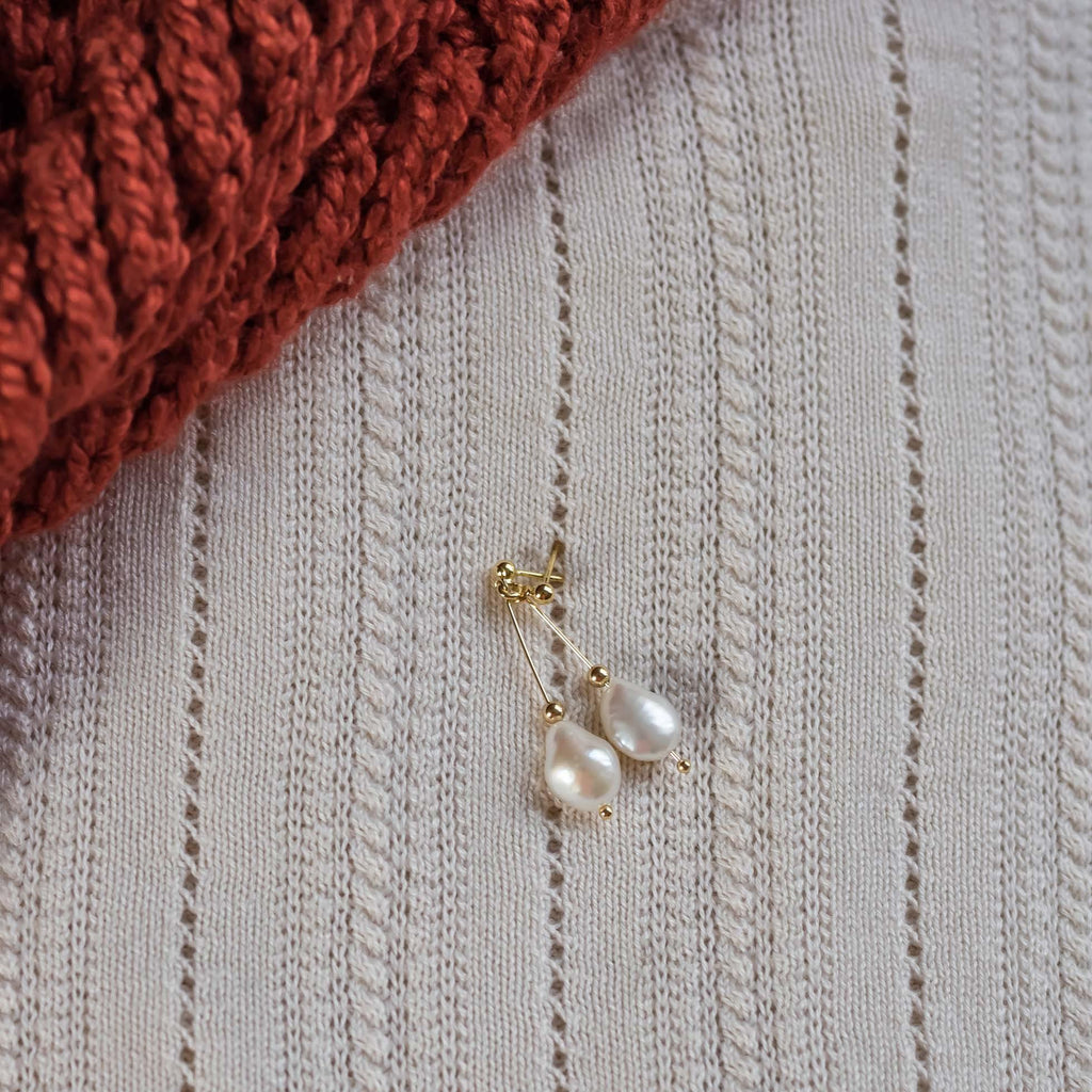 Freshwater pearl earrings from Flint J.®